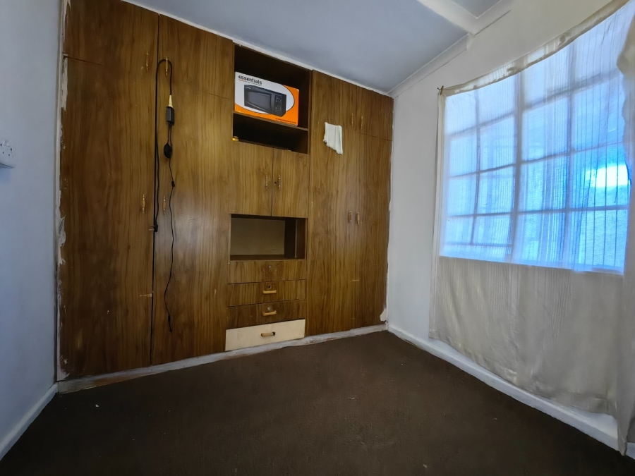 4 Bedroom Property for Sale in Lavender Hill Western Cape
